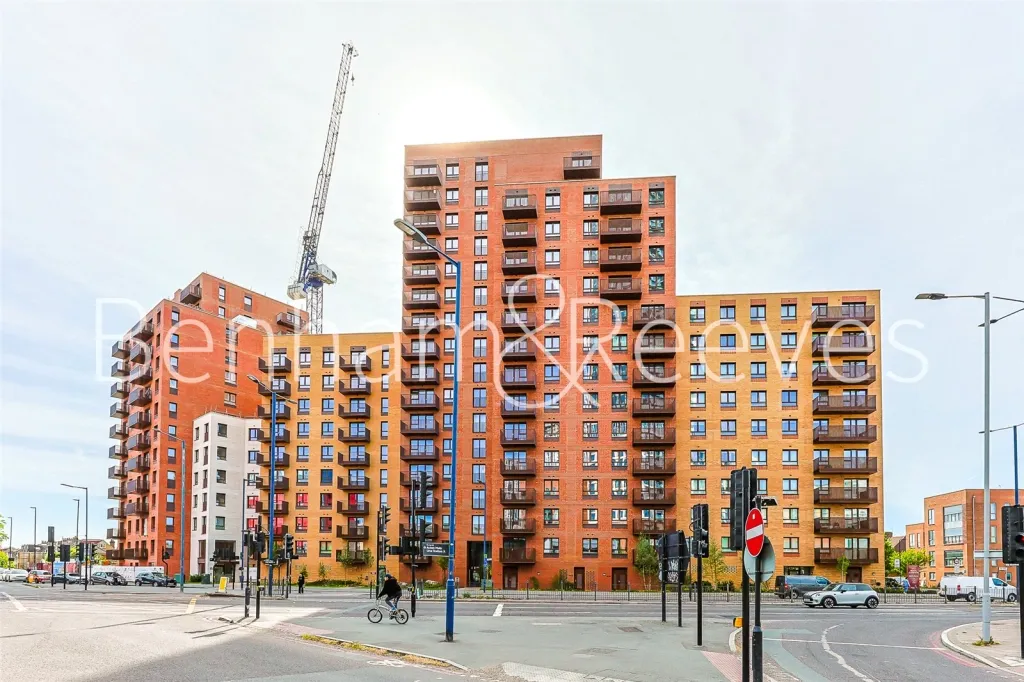 Horn Lane, Acton, W3, photo 9