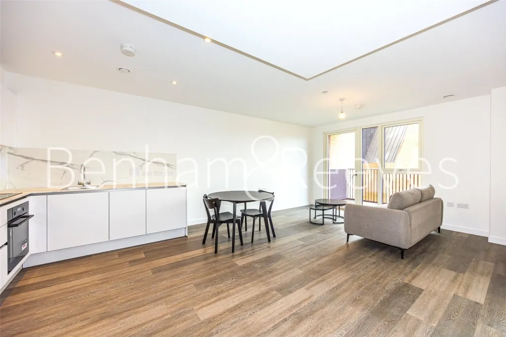 Horn Lane, Acton, W3, photo 5
