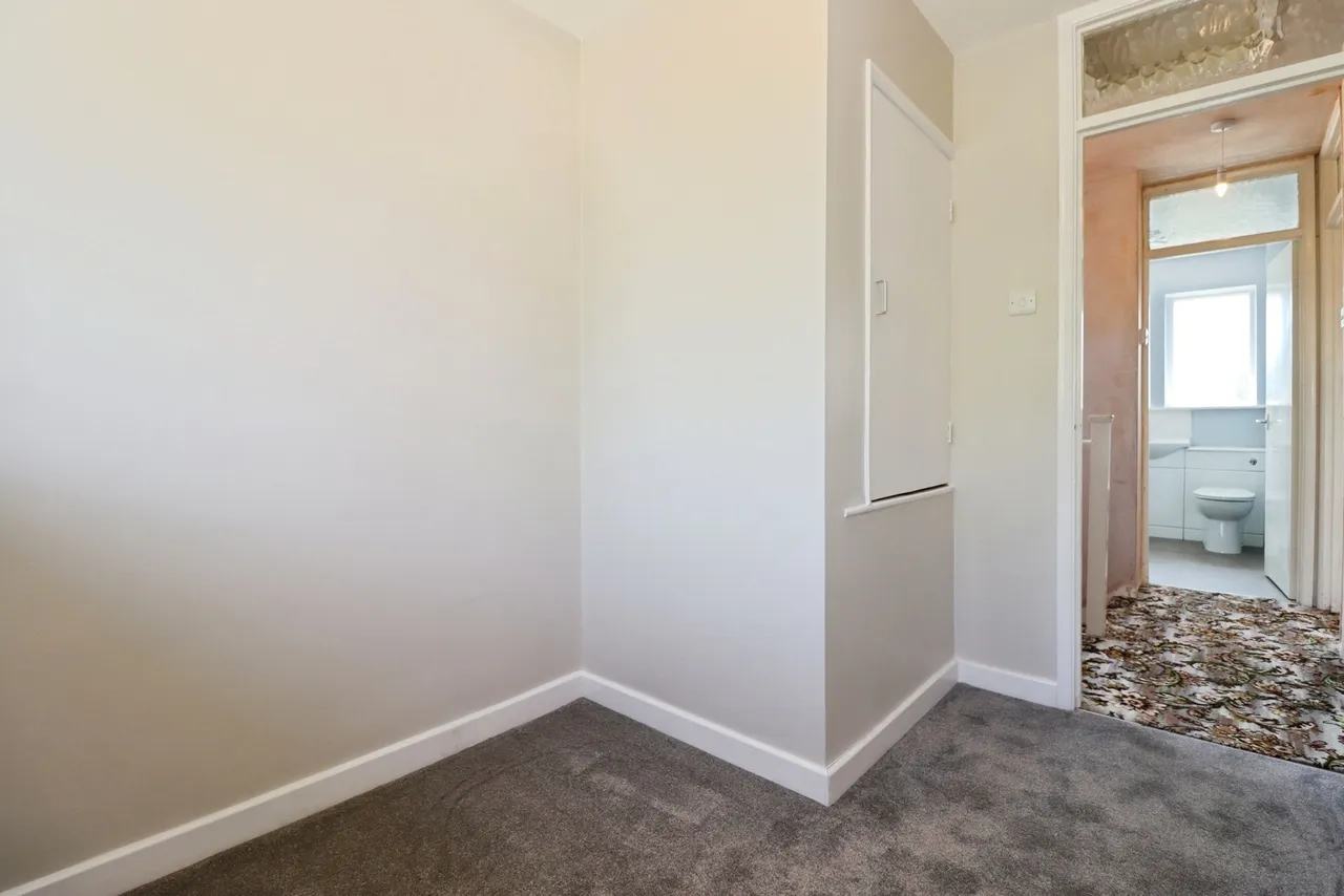 Mallard Close, BRISTOL, Avon, BS37, photo 17