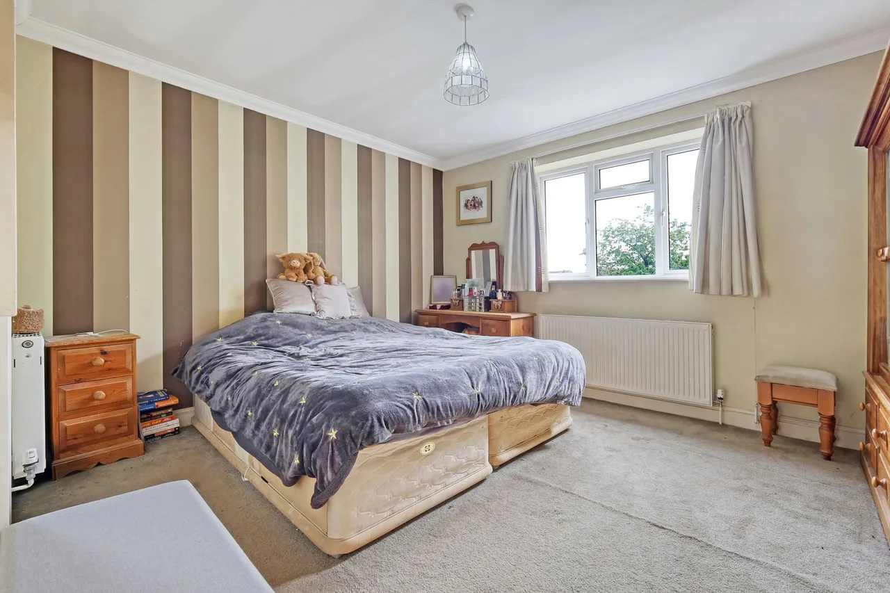 Halstead Road, Colchester, CO3 9AD, photo 9