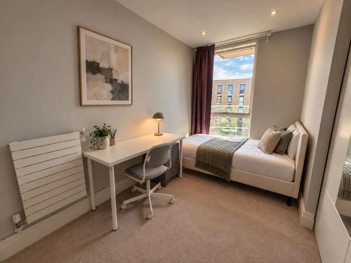 Queenshurst Square, Kingston upon Tham, KT2, photo 5