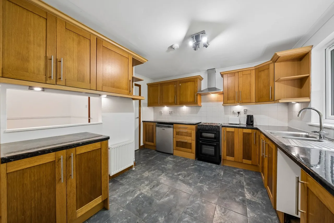 Shore Road, Cove, G84, photo 11