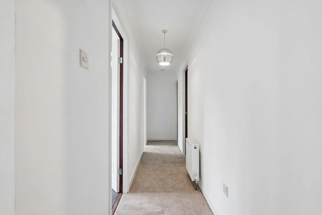 Shore Road, Cove, G84, photo 16