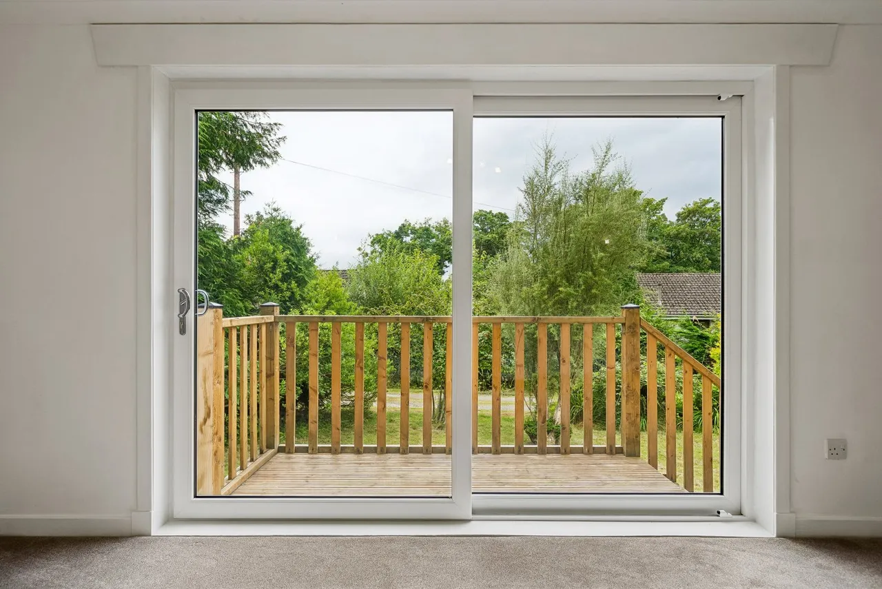 Shore Road, Cove, G84, photo 7