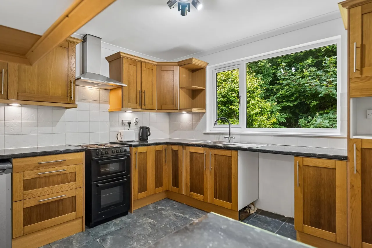 Shore Road, Cove, G84, photo 12