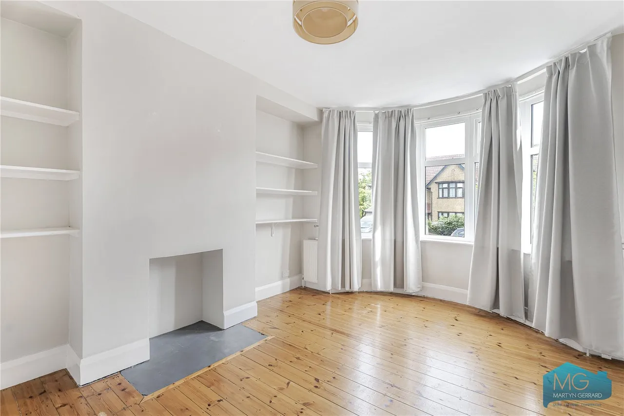 Bramber Road, London, N12, photo 4
