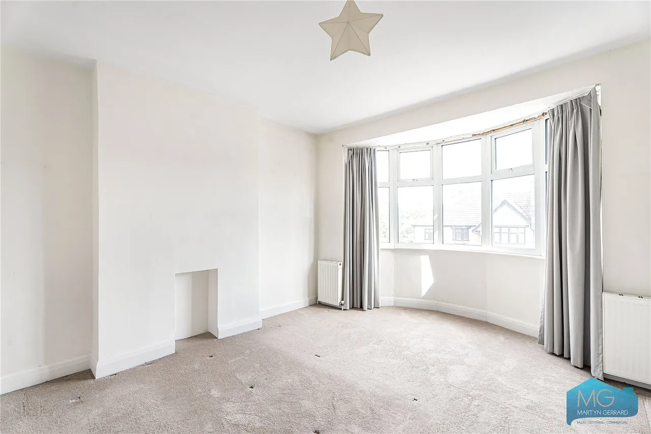 Bramber Road, London, N12, photo 5