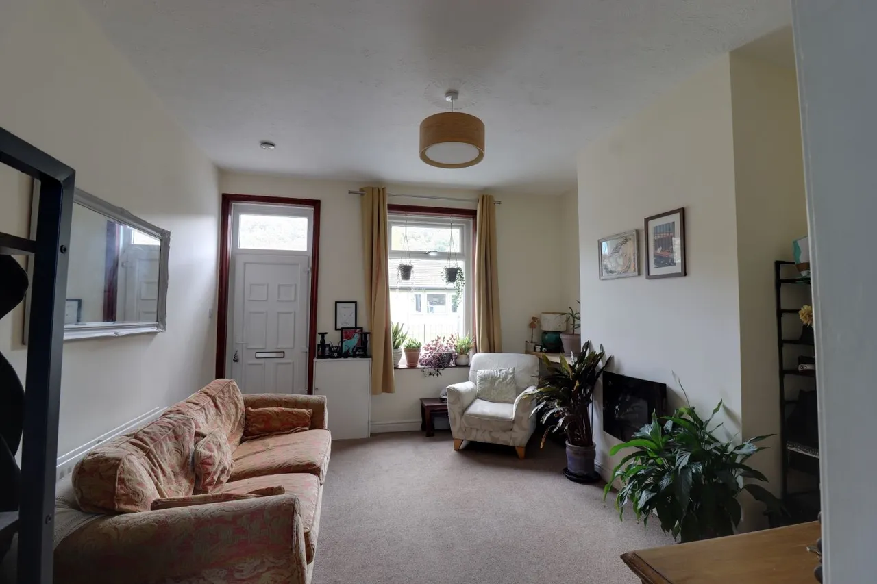 Rochdale Road, Todmorden, OL14, photo 4