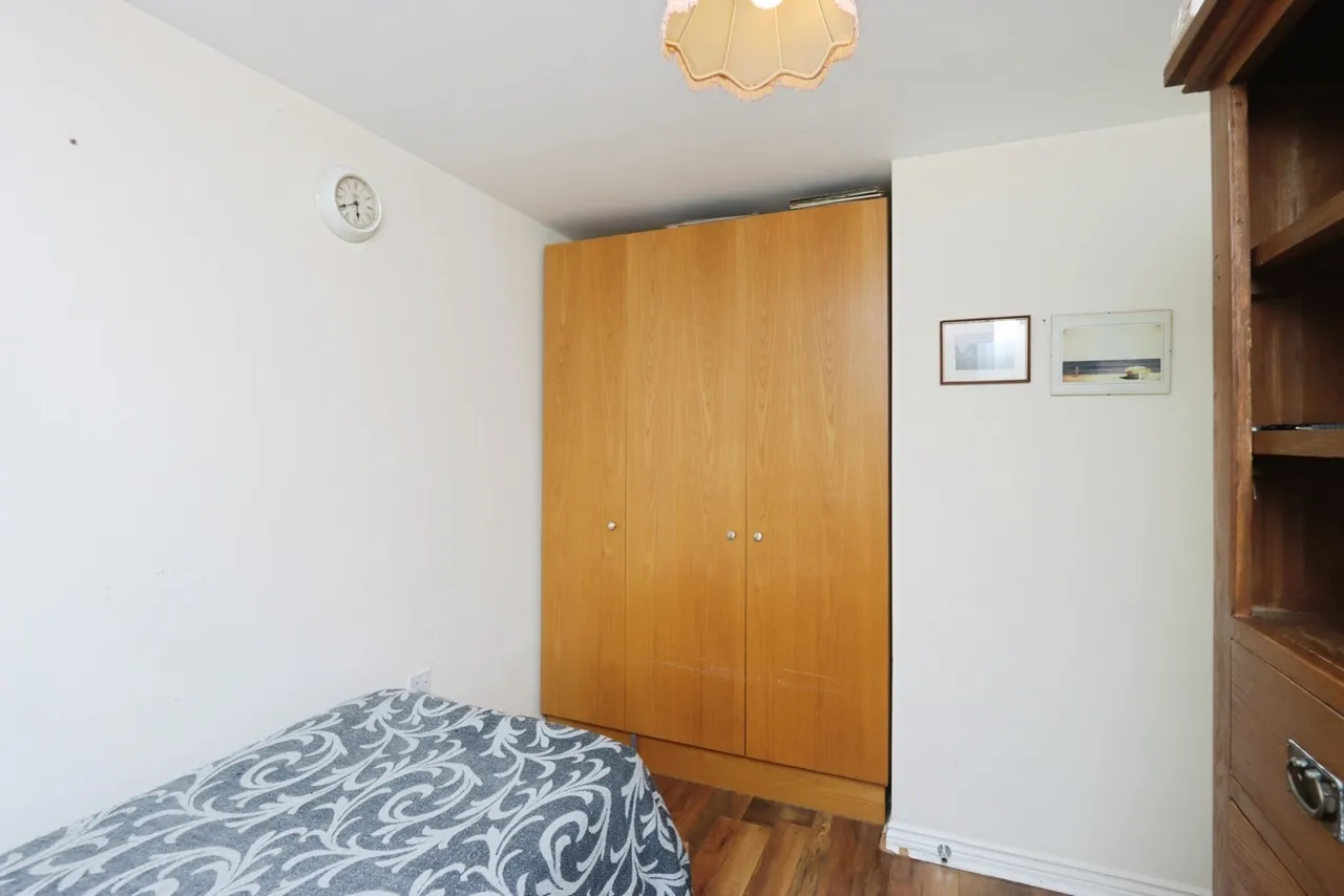 Myrtle Crescent, SHEFFIELD, South Yorkshire, S2, photo 12