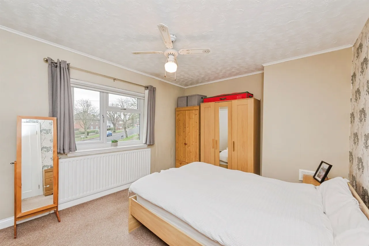 Dormer Avenue, Tamworth, B77, photo 14