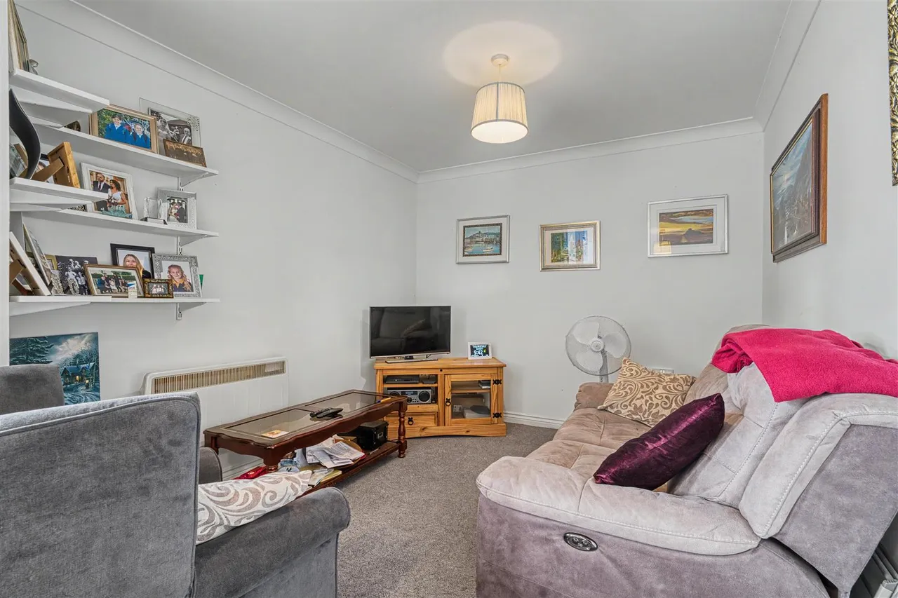 Bath Road, Sturminster Newton, photo 9
