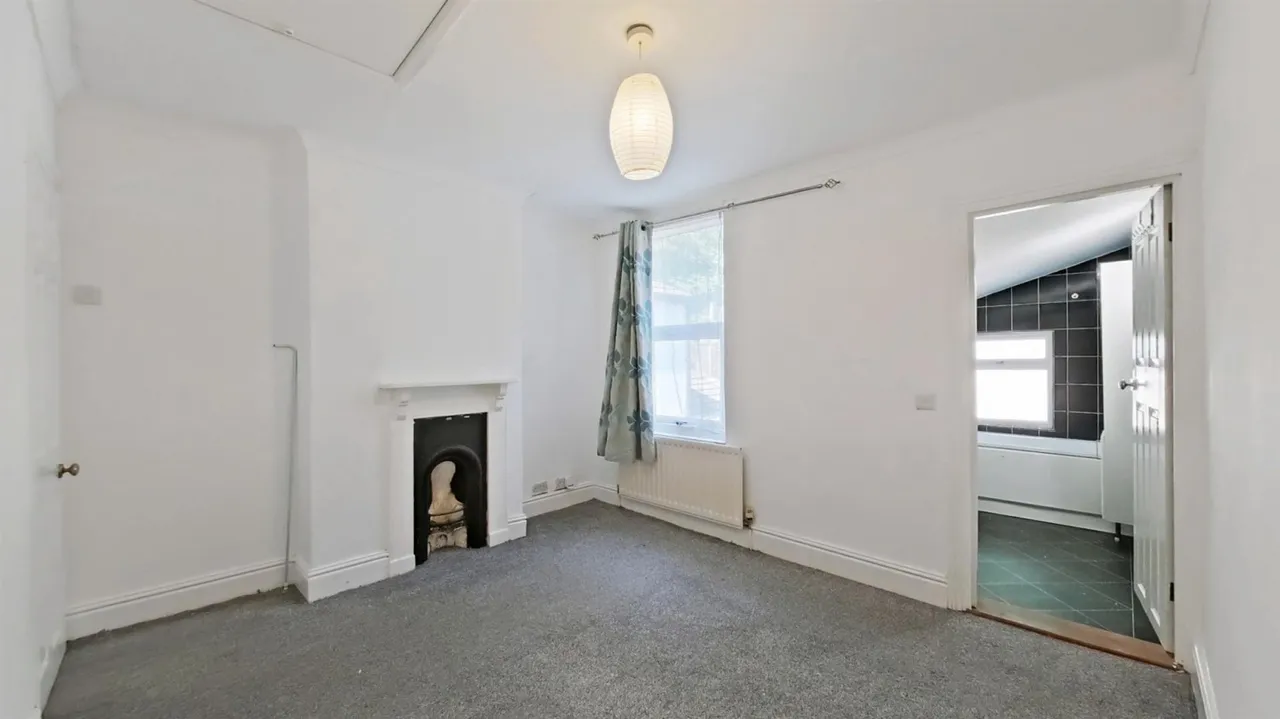 Castle Road, Chatham, photo 9