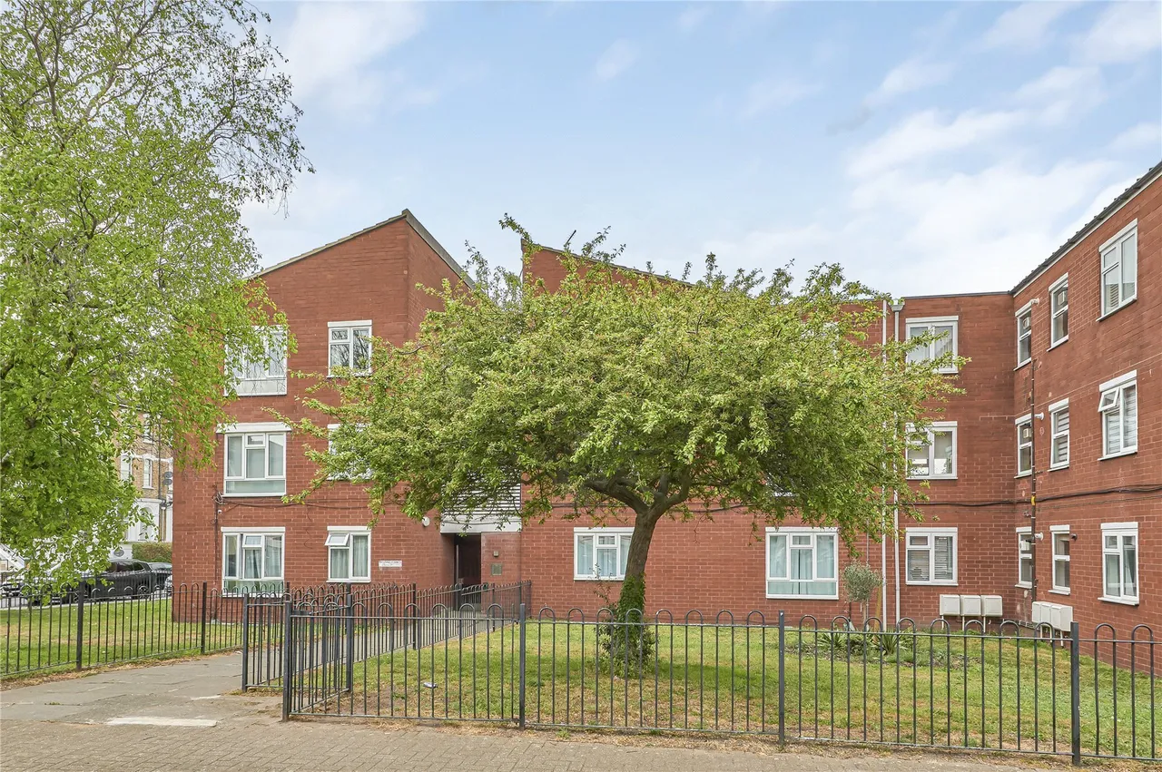 Verran Road, London, SW12, photo 10