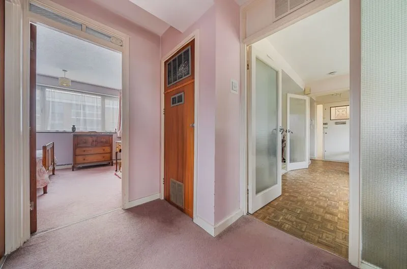 Greenacres, 10 Brecon Court Greenacres London Greater London London, London, Greater London, SE95BG, photo 15
