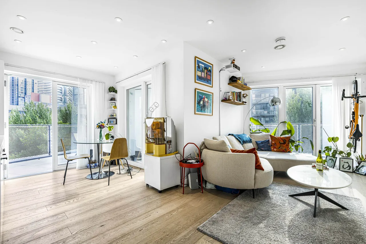 1 bed flat for sale, Wenlock Road, London, N1