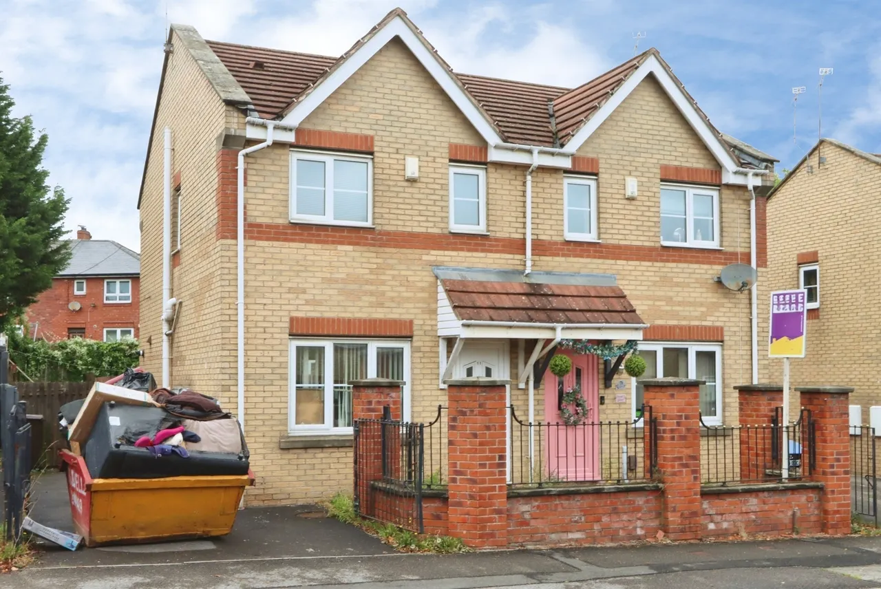 2 bed house for sale, Fretson Road South, Manor, S2