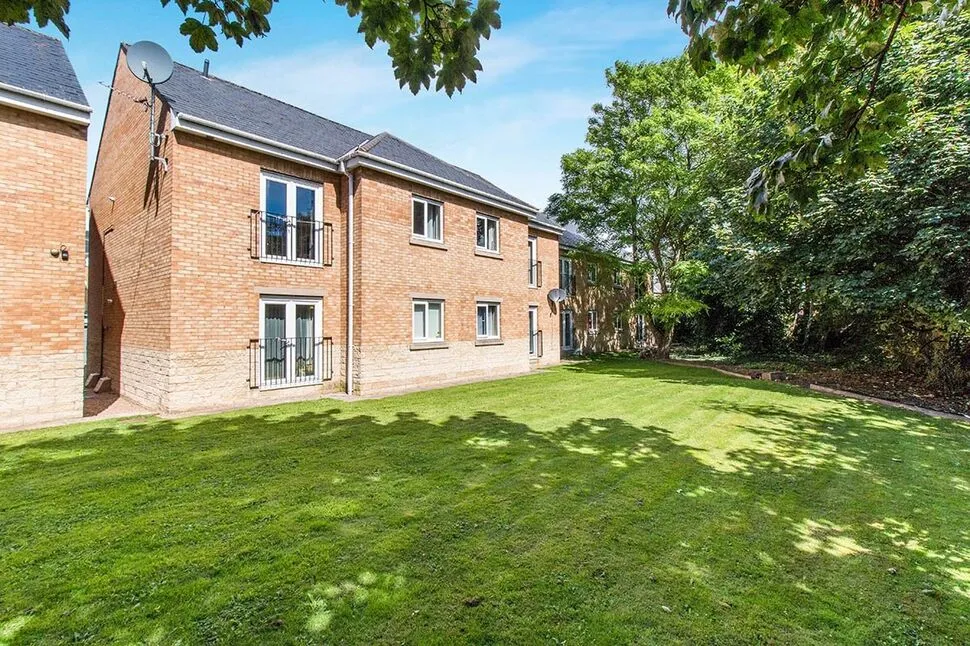 Lemans Drive, Dewsbury, West Yorkshire, WF13, photo 6
