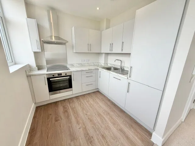Spring Hall Lane, Halifax, HX1, photo 2