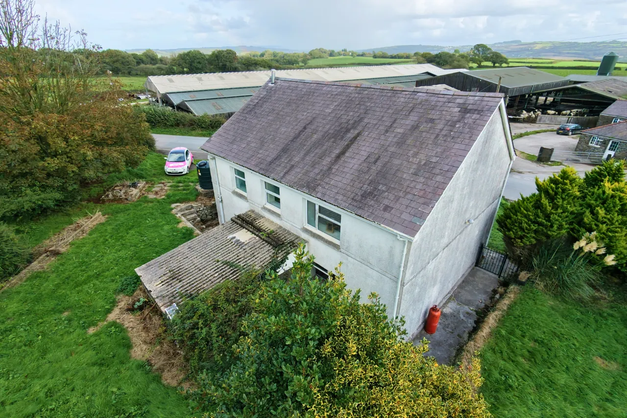 Rhydale, Mynyddcerrig, SA15, photo 6