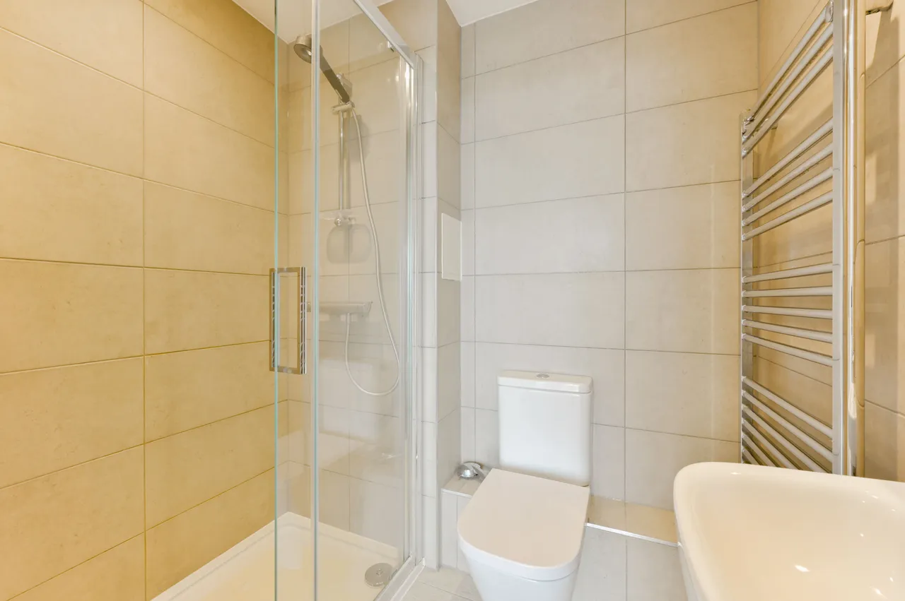 Hanwell, W7, photo 13