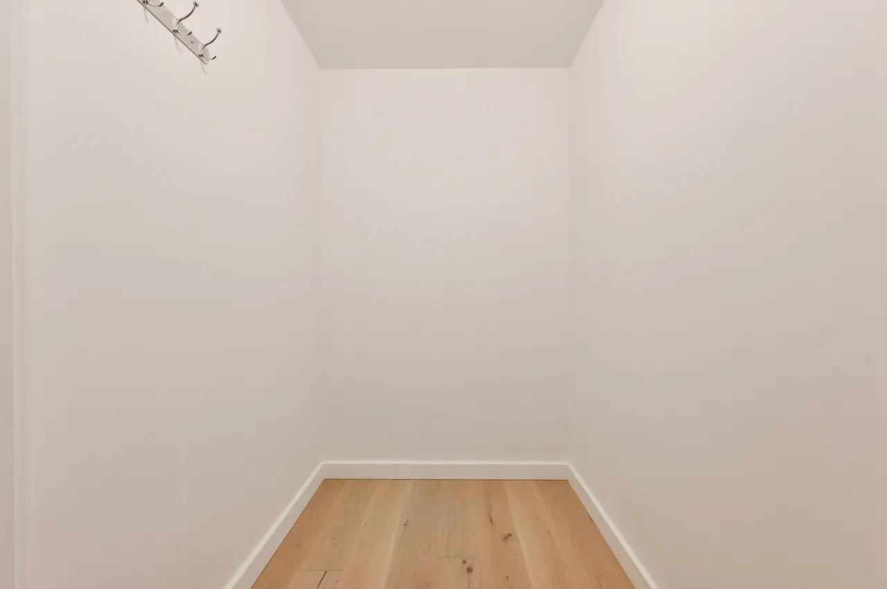 Hanwell, W7, photo 15