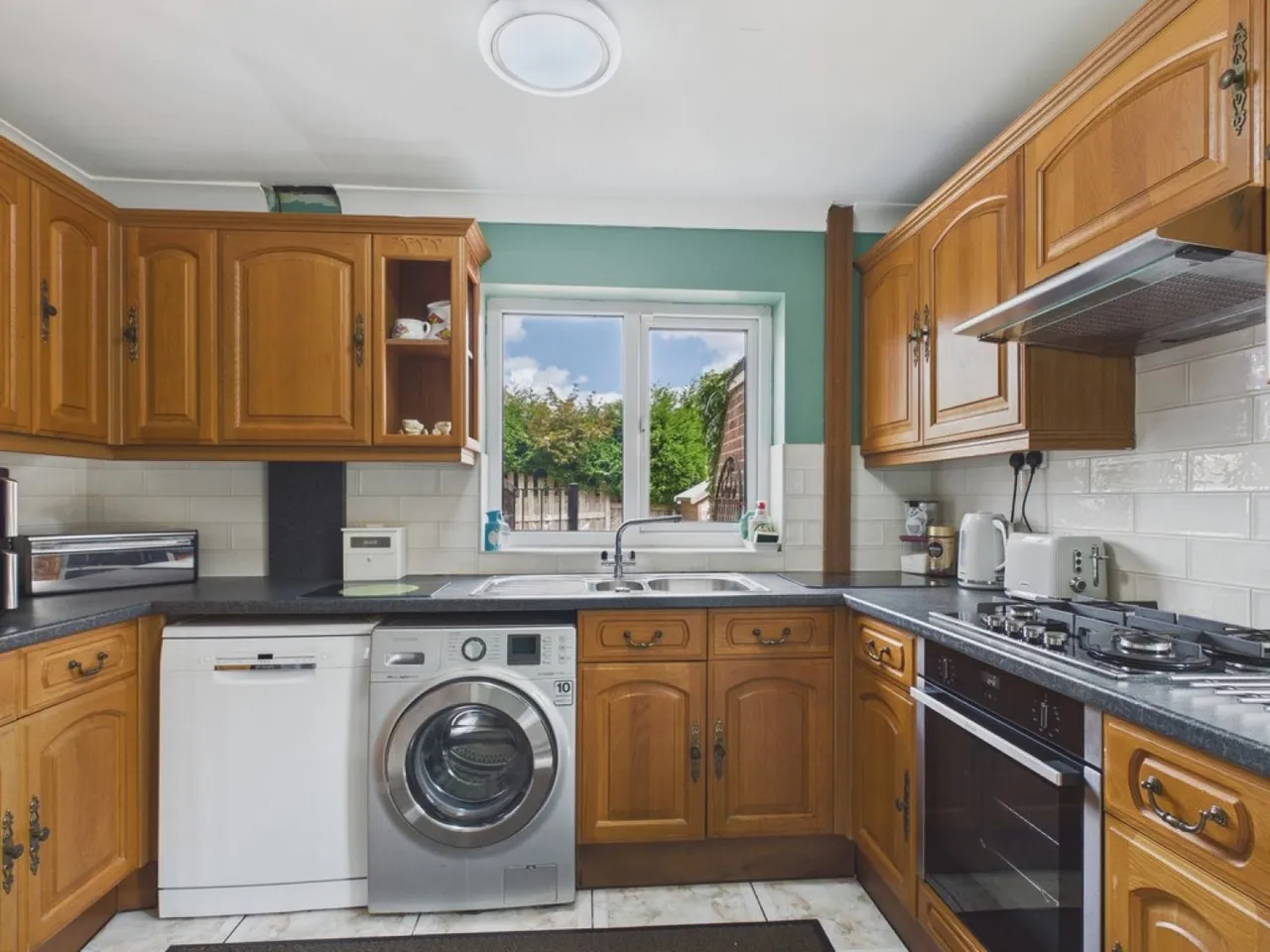 Brockhurst Way, Thrybergh, photo 2