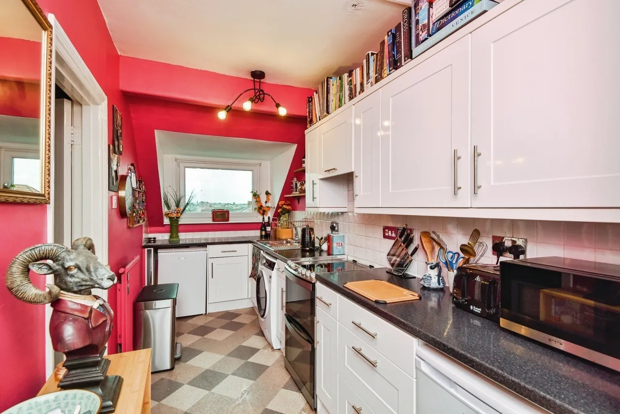 Royds Avenue, Heysham, LA3, photo 8