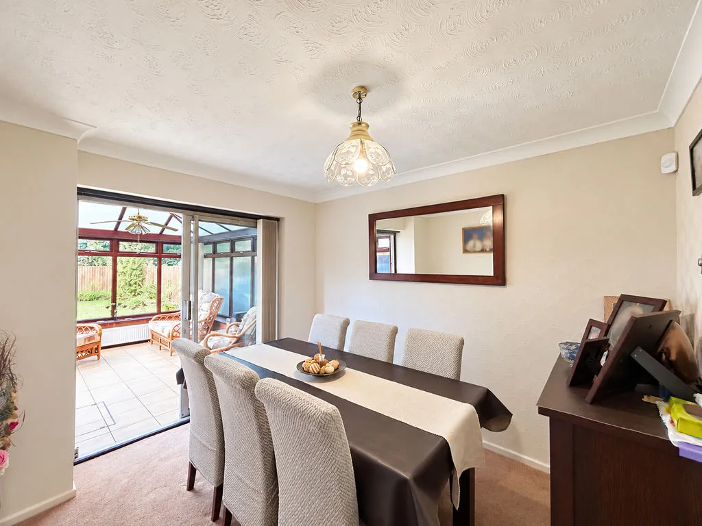 Woodbridge Close, Bloxwich, WS3, photo 3