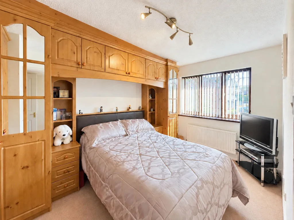 Woodbridge Close, Bloxwich, WS3, photo 14