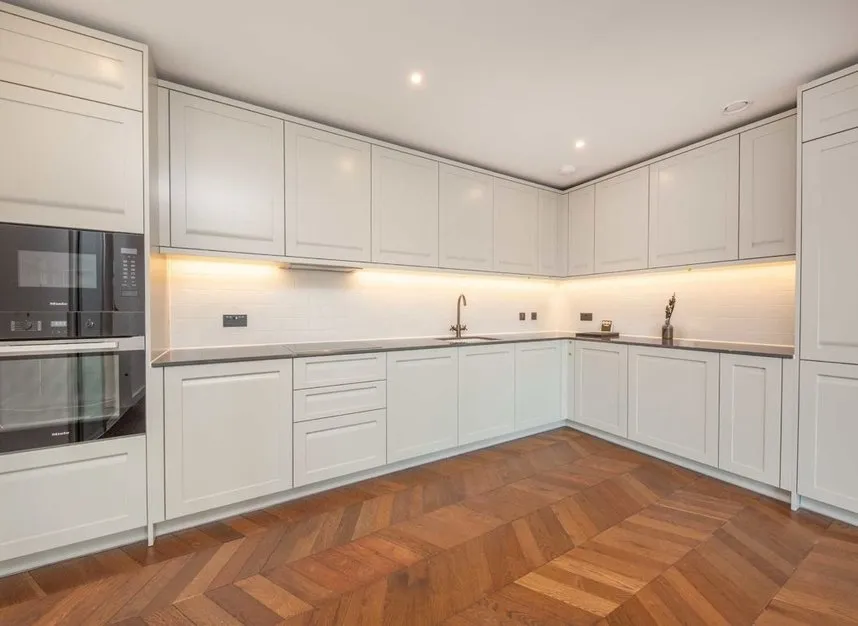 Brook Street, Kingston Upon Thames, KT1, photo 3