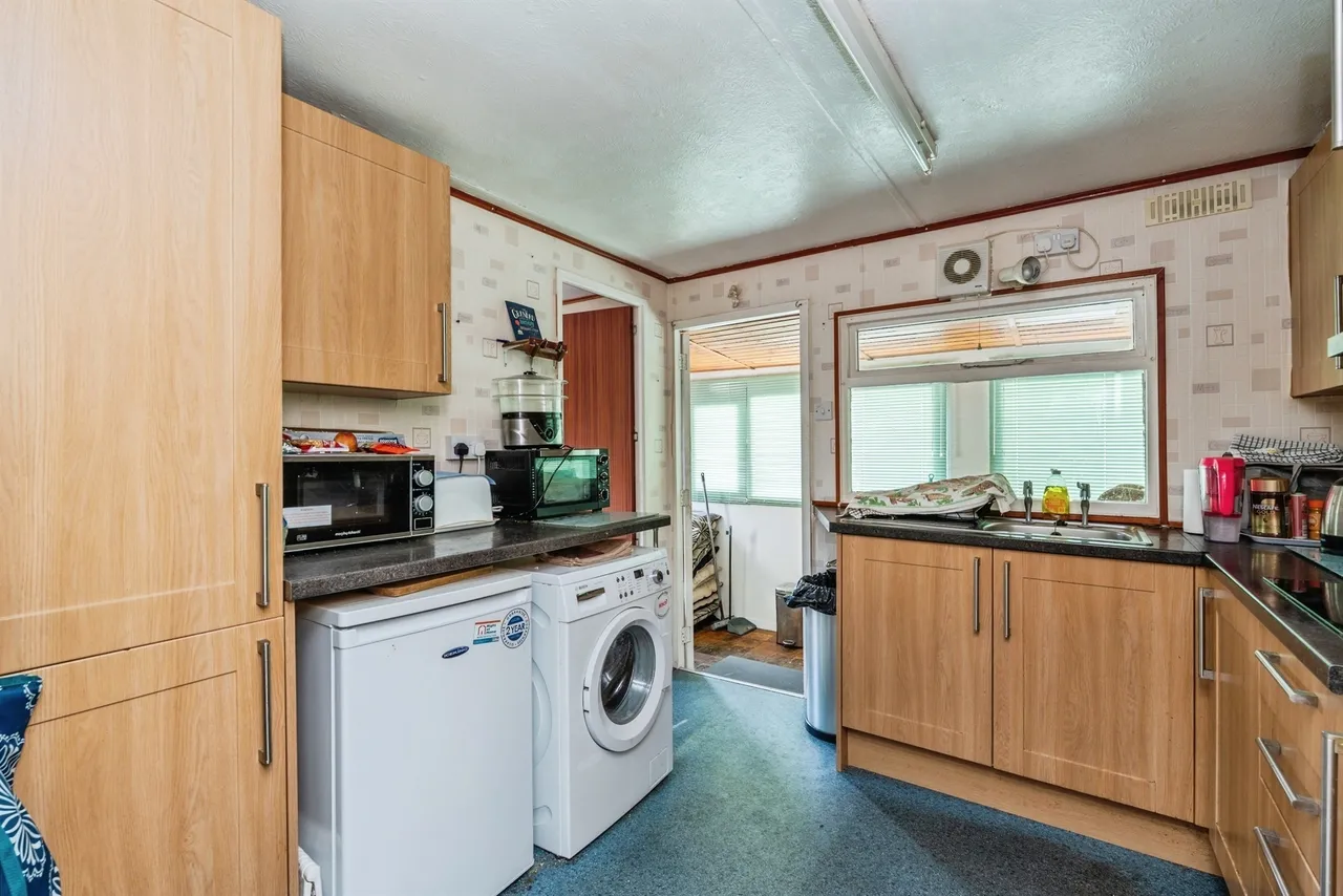 Upper Toothill Road, Rownhams, SO16, photo 3