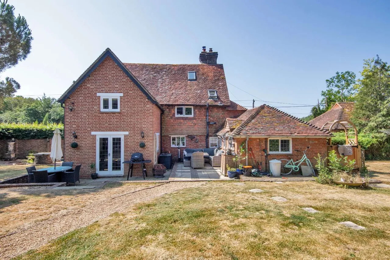 Tonbridge Road, Bough Beech, TN8, photo 23