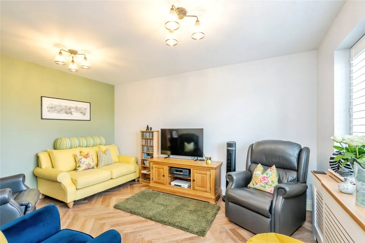 Kingsmead Avenue, Chichester, PO19, photo 15