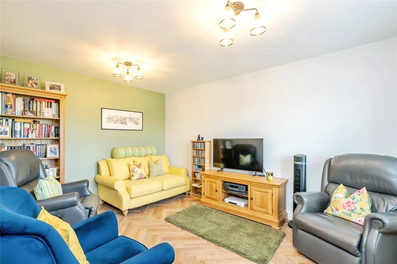 Kingsmead Avenue, Chichester, PO19, photo 5
