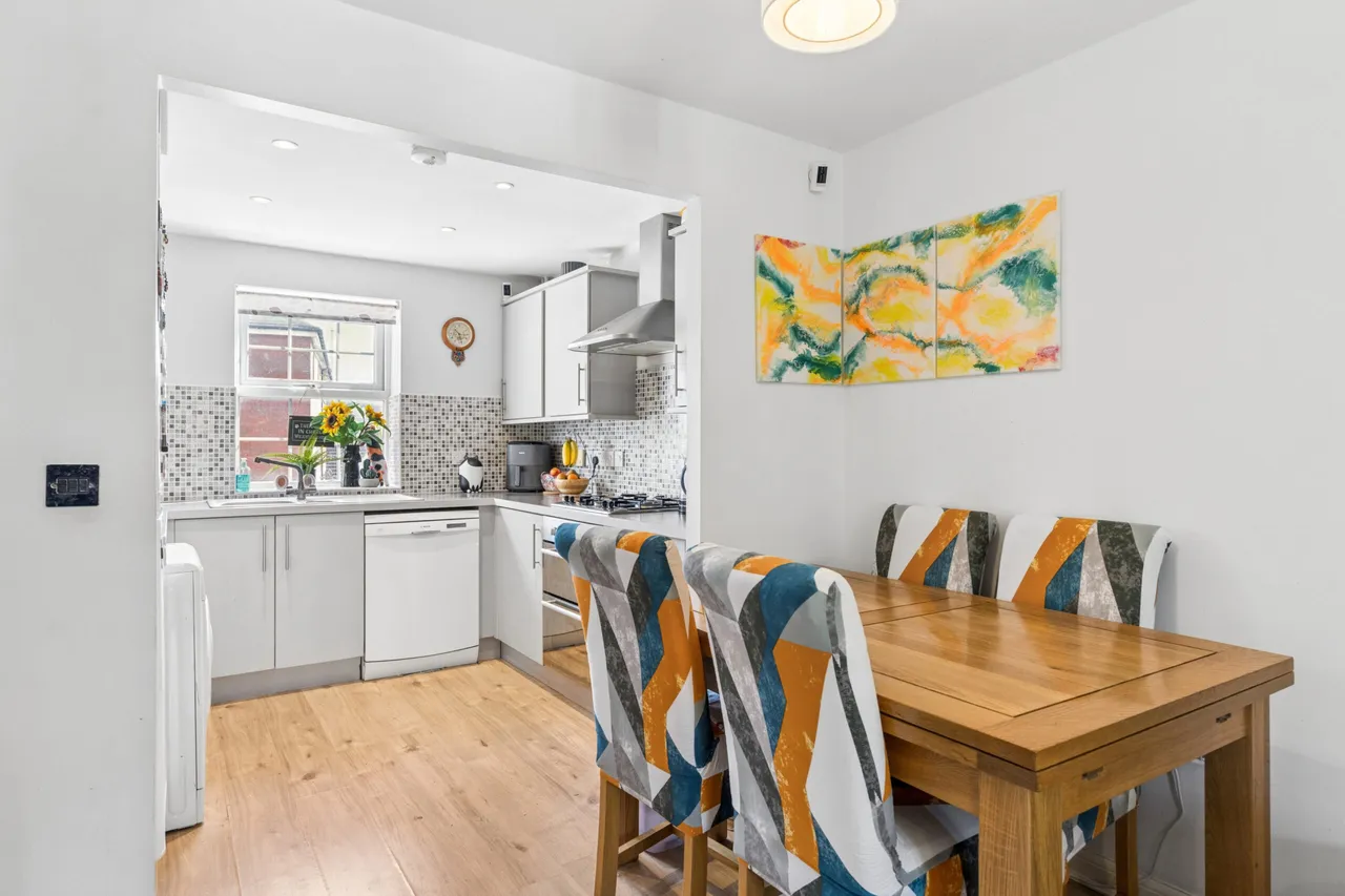 Whernside Drive, Stevenage, SG1, photo 9