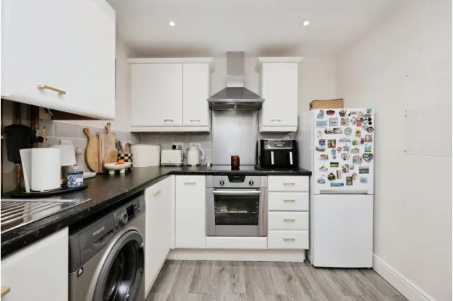 Plover Crescent, Dunfermline, KY11, photo 5