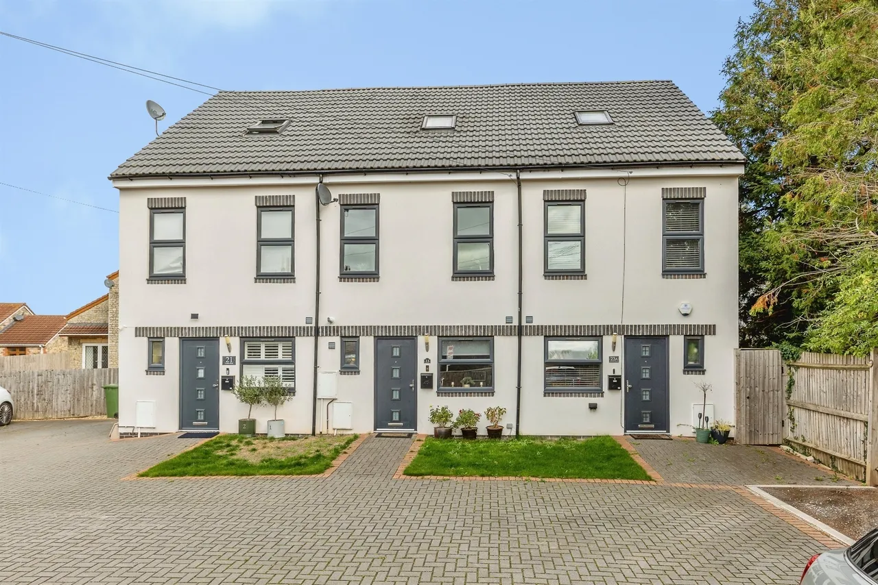 4 bed house for sale, London Road, Warmley, BS30