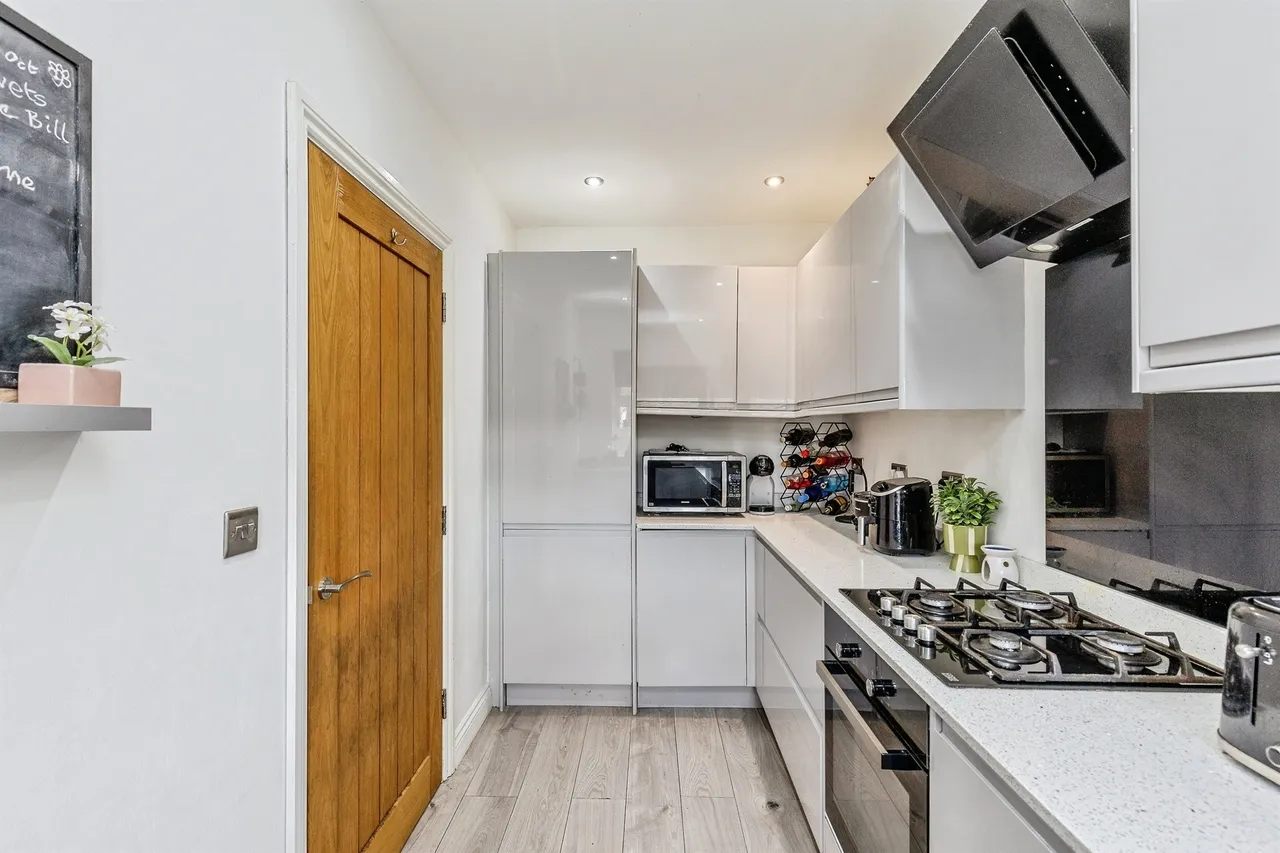 London Road, Warmley, BS30, photo 7