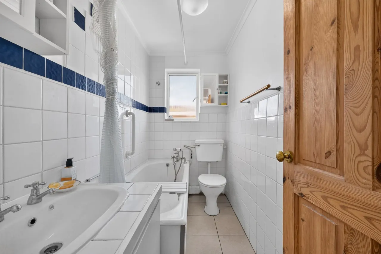 Mostyn Lodge, Aberdeen Park, N5, photo 11