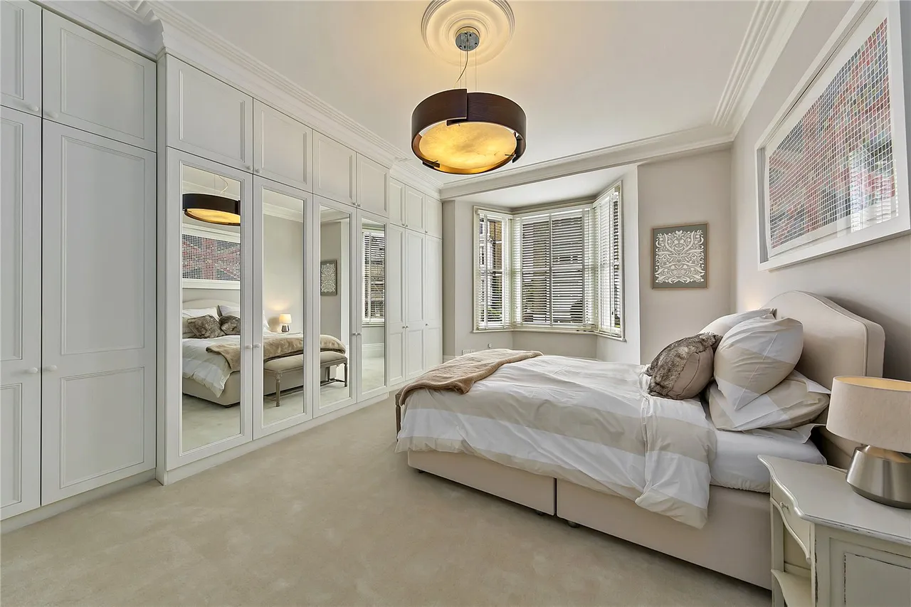 Royston Road, Richmond, TW10, photo 10