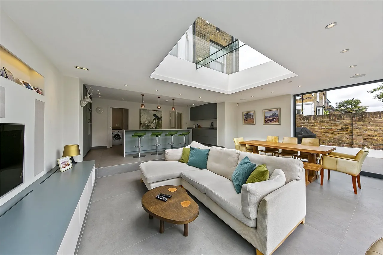Royston Road, Richmond, TW10, photo 12