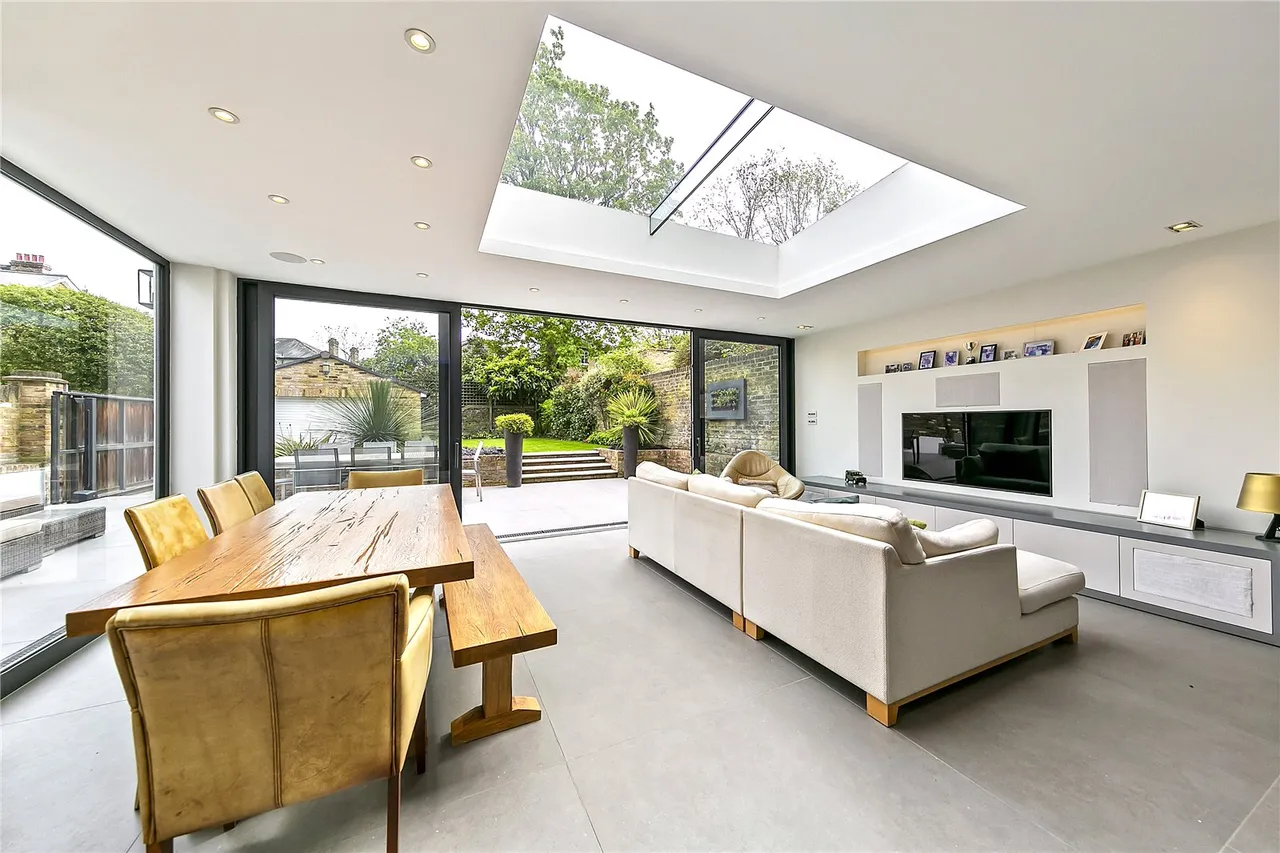 Royston Road, Richmond, TW10, photo 3