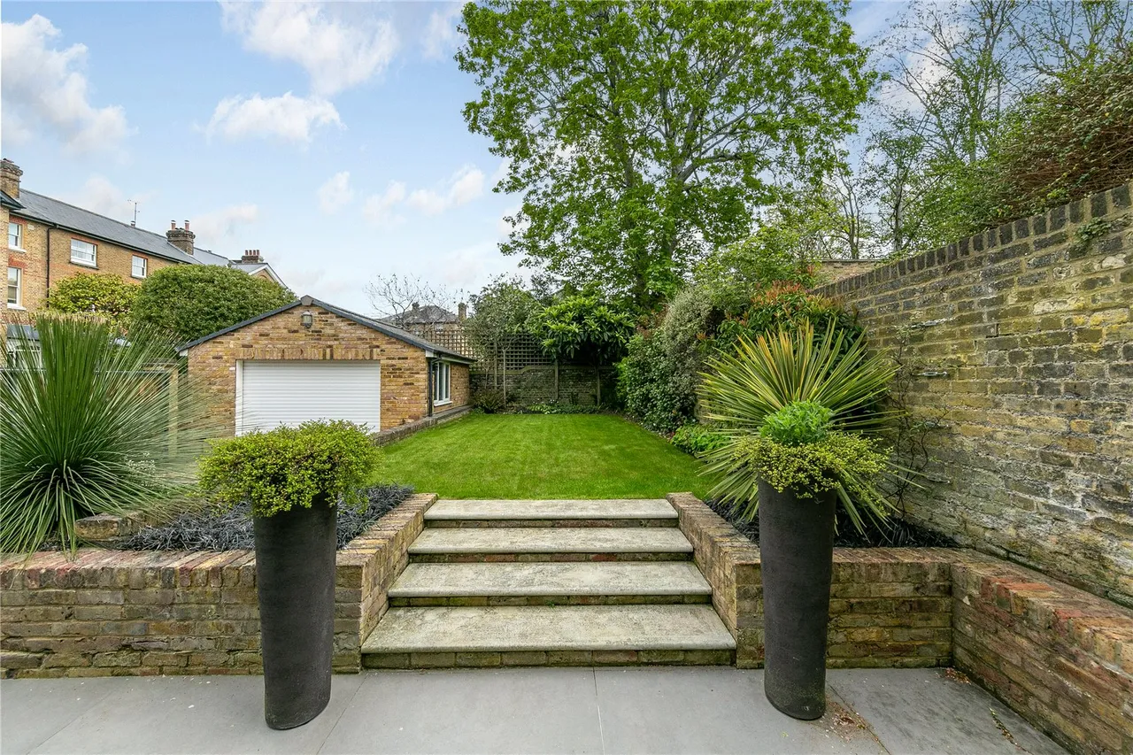 Royston Road, Richmond, TW10, photo 22