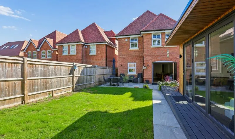 Brunswick Close, Epsom, KT17, photo 46