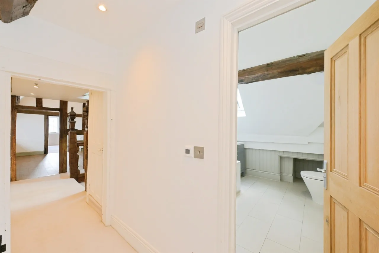 High Street, Hoddesdon, EN11, photo 12