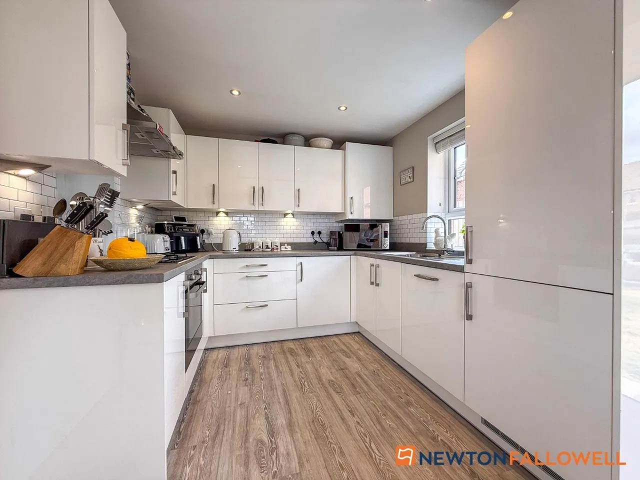 Halifax Road, Fernwood, NG24, photo 6