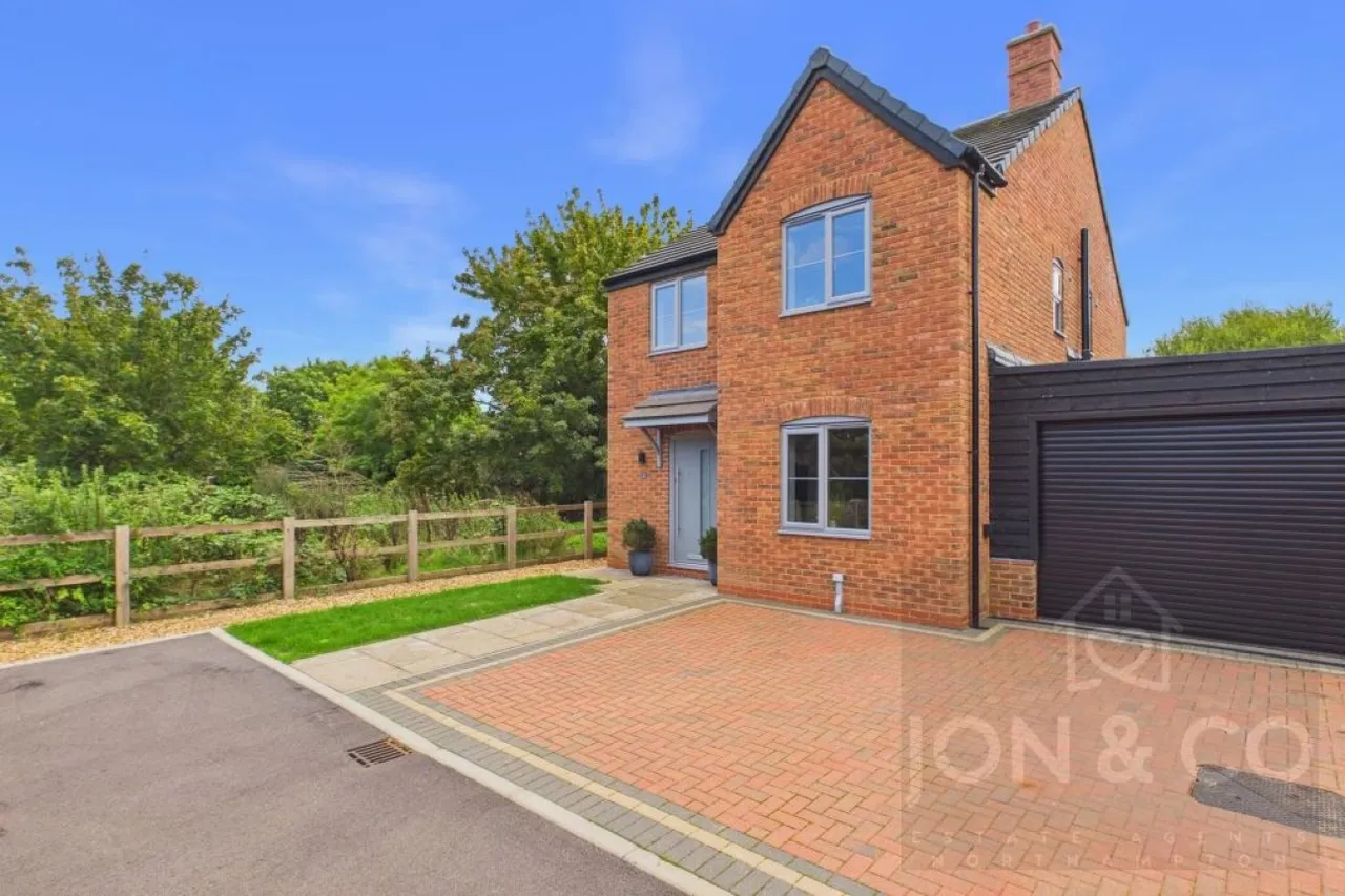 Wellingborough Road, Little Harrowden, NN9, photo 28