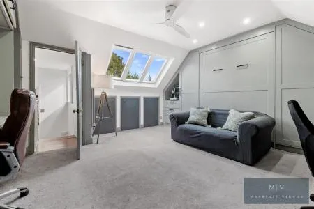 Selsdon Road, South Croydon, photo 10
