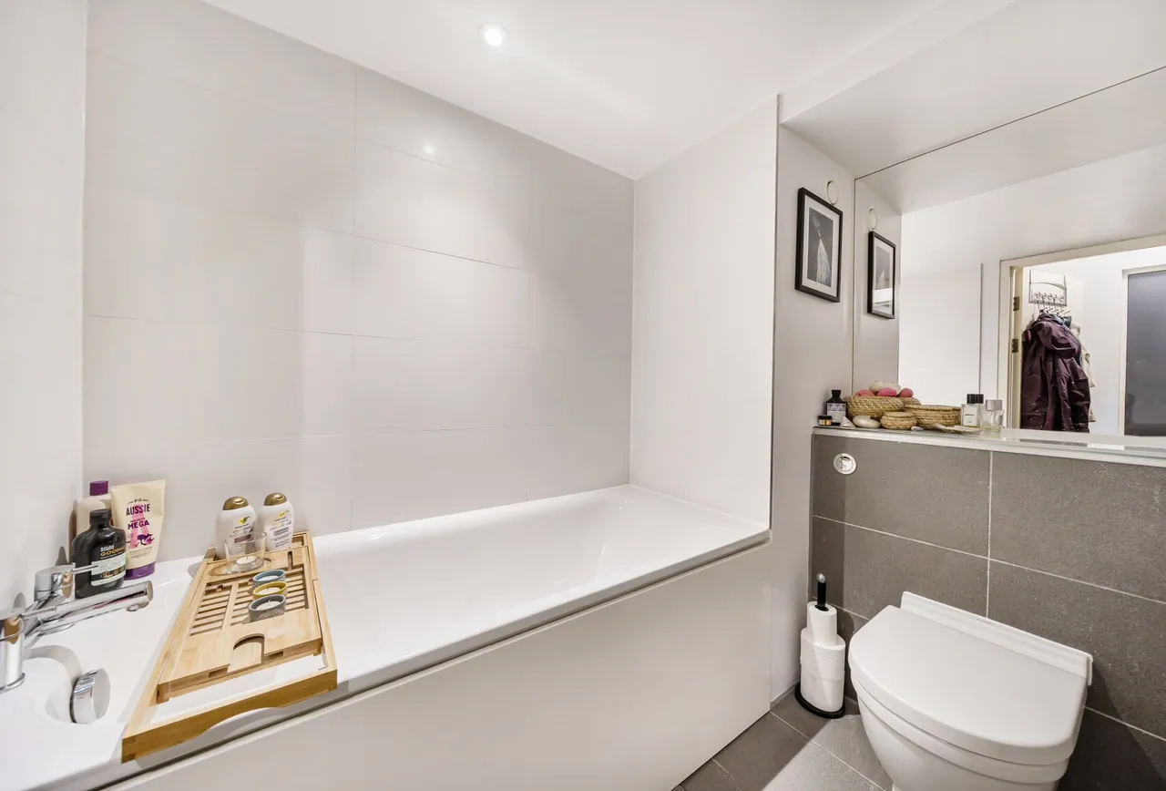 Lakeshore Drive, Bristol, BS13 7BA, photo 8