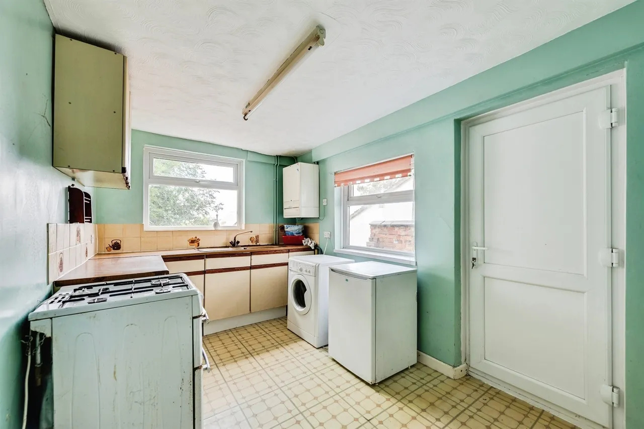 Deacon Street, Swindon, SN1, photo 5
